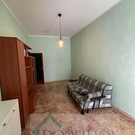 A Due Passi Dal Corso غالّيبولي